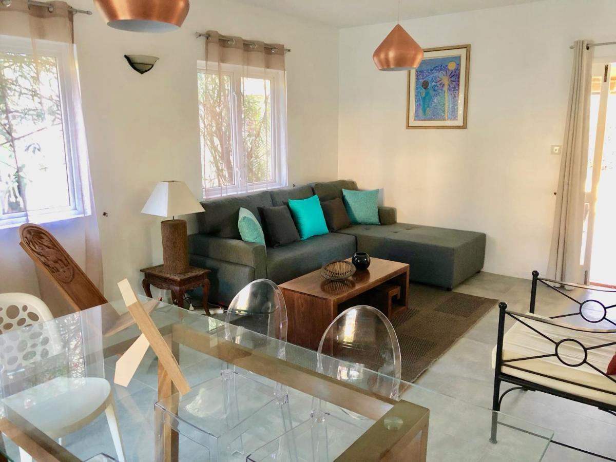 Beachfront Villa In A Beautiful And Secured Complex Flic en Flac Bagian luar foto